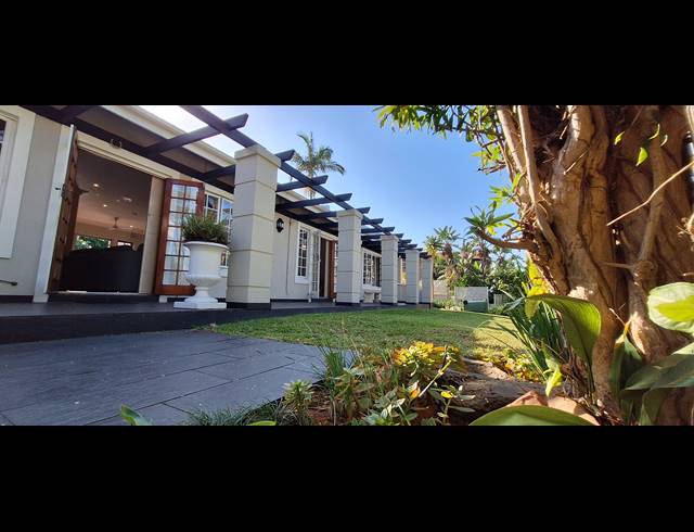 3 BEDROOM HOUSE SOLD IN UMHLANGA CENTRAL